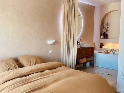 Vente maison 4 pièces Lauzieres 17