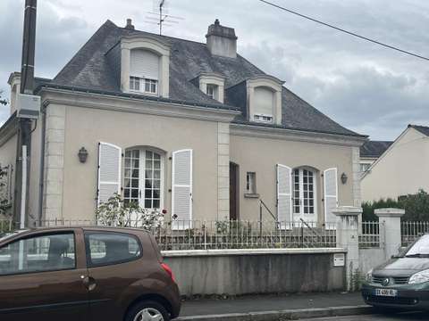 Vente maison 6 pièces Laval 53
