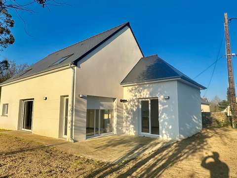 Vente maison 6 pièces Laval 53