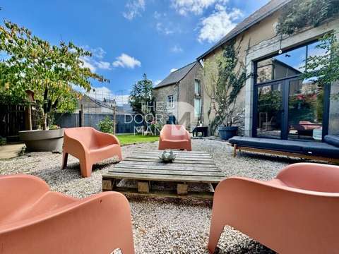 Vente maison 6 pièces Laval 53