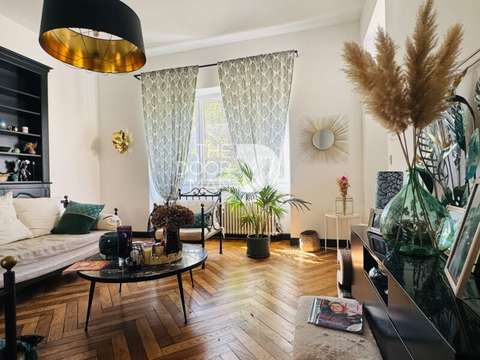 Vente maison 10 pièces Laval 53