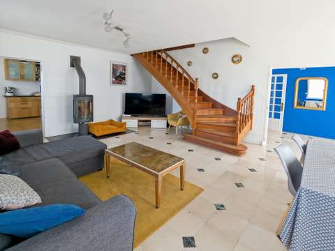 Vente maison 8 pièces Laval 53