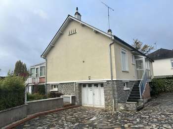 Vente maison 6 pièces Laval 53