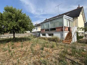 Vente maison 6 pièces Laval 53