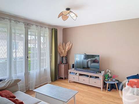 Vente maison 5 pièces Laval 53