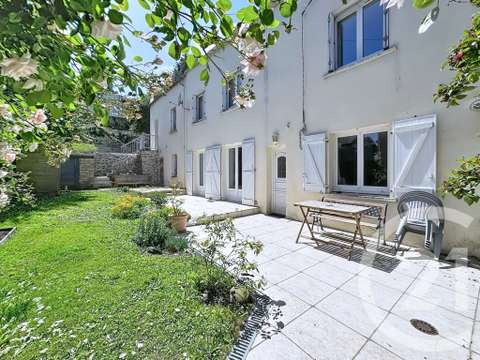 Vente maison 6 pièces Laval 53