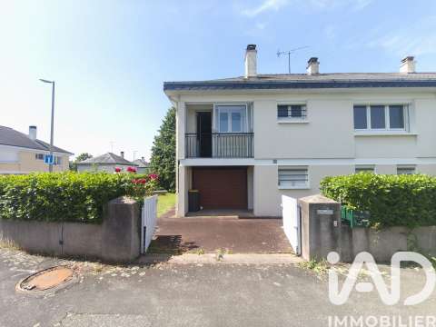 Vente maison 4 pièces Laval 53