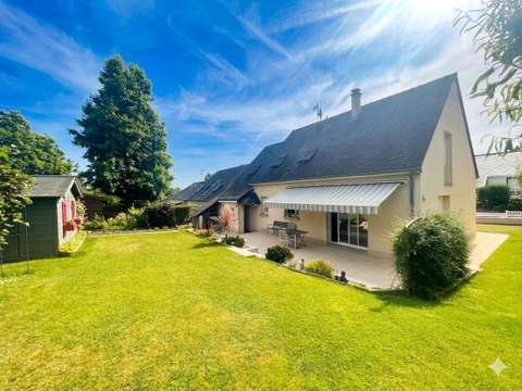 Vente maison 6 pièces Laval 53
