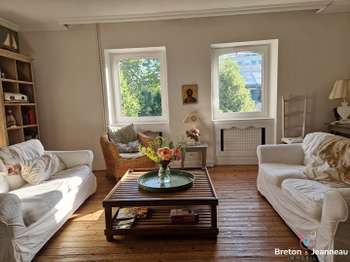 Vente maison 7 pièces Laval 53