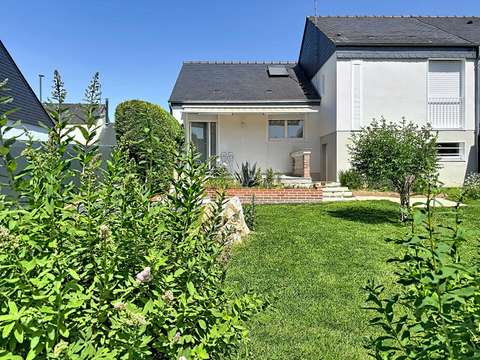 Vente maison 6 pièces Laval 53