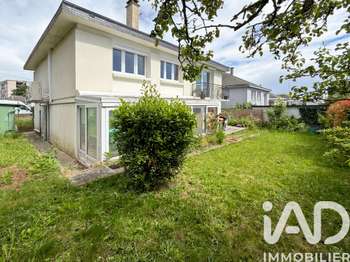 Vente maison 5 pièces Laval 53