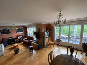 Vente maison 8 pièces Laval 53