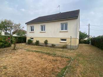 Vente maison 4 pièces Laval 53