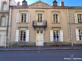 Vente maison 7 pièces Laval 53