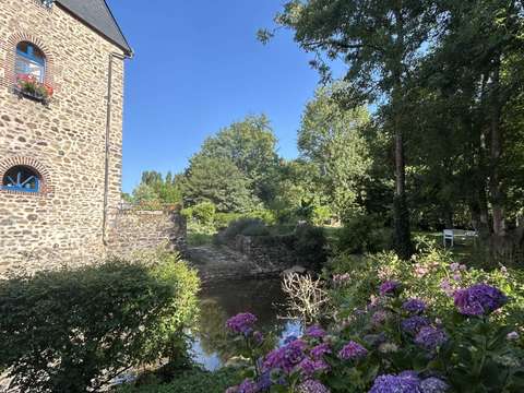 Vente maison 9 pièces Laval 53