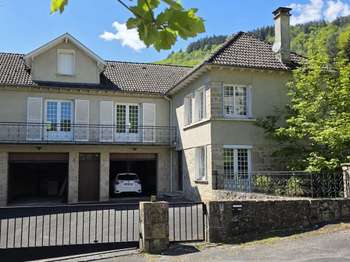 Vente maison 7 pièces Laval-de-Cère 46