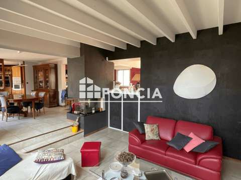 Vente maison 8 pièces