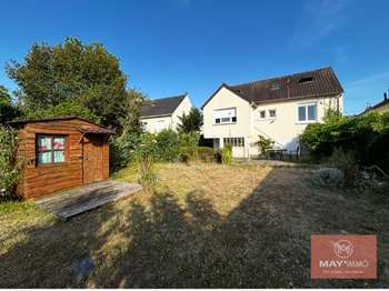 Vente Maison 4 chambresLaval Hilard