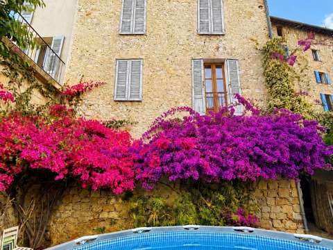 Vente maison 5 pièces Le Bar-sur-Loup 06