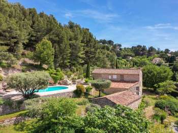 Vente maison 8 pièces Le Beausset 83