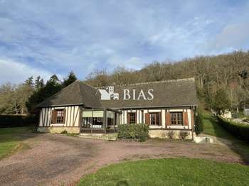 Vente maison 4 pièces Le Bec-Hellouin 27