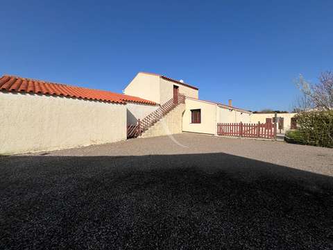 Vente maison 6 pièces Le Bernard 85