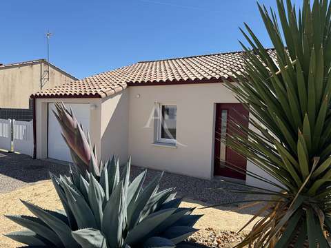 Vente maison 4 pièces Le Bernard 85