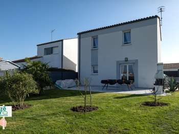 Vente maison 5 pièces Le Bernard 85