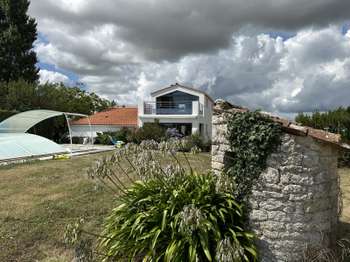 Vente maison 5 pièces Le Bernard 85