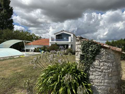 Vente maison 4 pièces Le Bernard 85