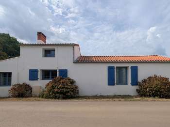 Vente maison 8 pièces Le Bernard 85