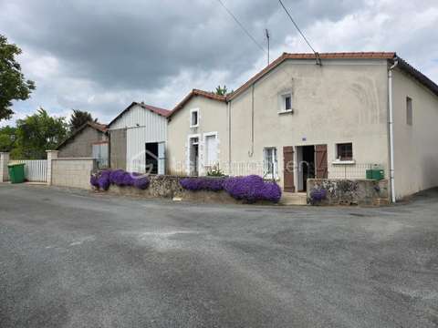Vente maison 5 pièces Le Beugnon 79