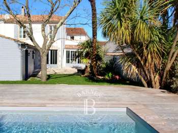 Vente maison 8 pièces Le Bois-Plage-en-Ré 17