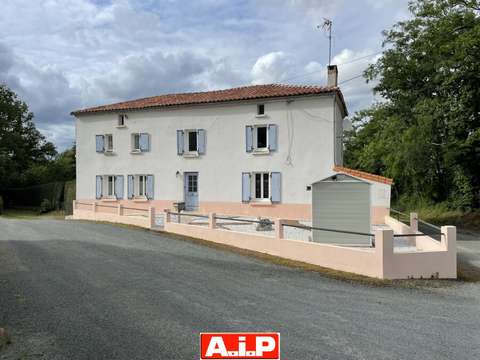 Vente maison 7 pièces Le Boupère 85