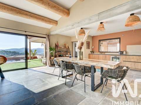 Vente maison 8 pièces