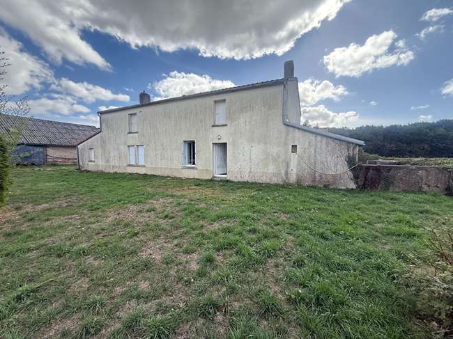 Maison 4 pièces 86 m² · à Le Cellier · 86 m² · 239 000 €