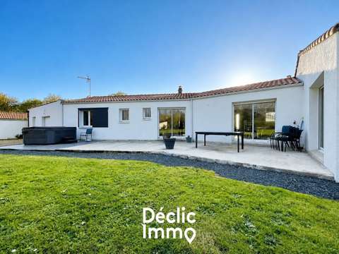 Vente maison 7 pièces Le Champ-Saint-Père 85