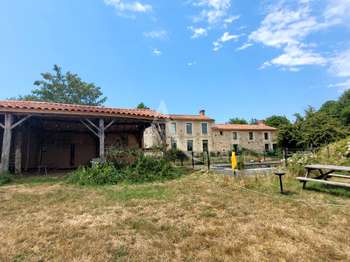 Vente maison 14 pièces Le Champ-Saint-Père 85