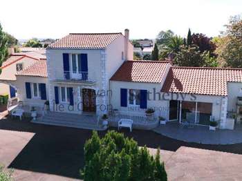 Vente maison 12 pièces Le Château-d'Oléron 17
