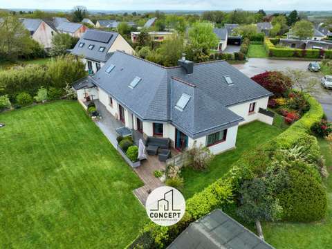 Vente maison 8 pièces Le Cloître-Saint-Thégonnec 29