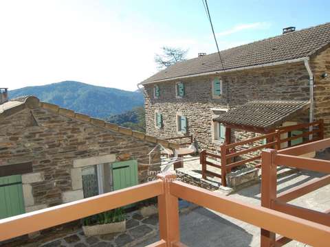 Vente maison 10 pièces Le Collet-de-Dèze 48