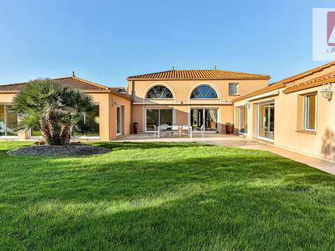 Vente maison 7 pièces Le Fenouiller 85