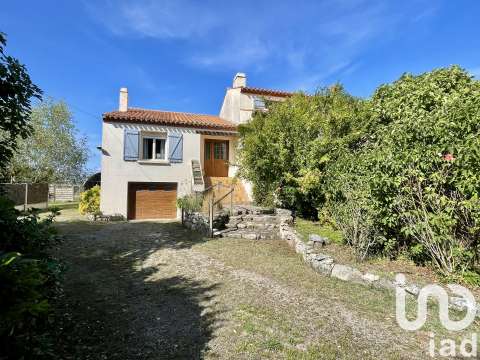 Vente maison 8 pièces Le Fenouiller 85