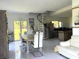 Vente maison 11 pièces