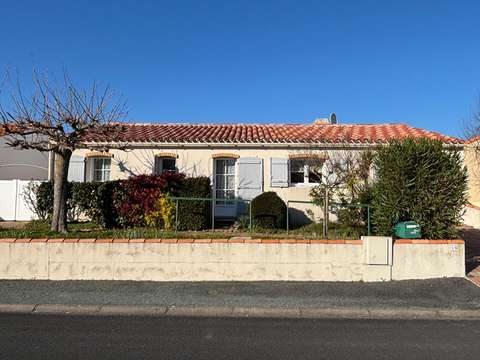 Vente maison 4 pièces Le Fenouiller 85