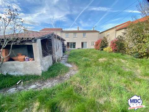 Vente maison 5 pièces Le Fuilet 49