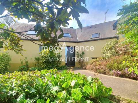 Vente maison 6 pièces Le Genest-Saint-Isle 53