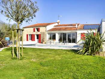 Vente maison 8 pièces Le Gué-d'Alleré 17