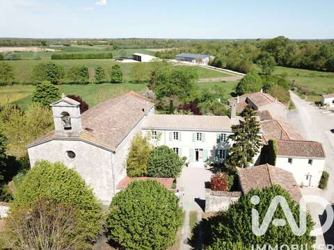 Vente maison 7 pièces Le Gué-d'Alleré 17