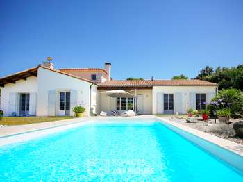 Vente maison 8 pièces Le Gué-de-Velluire 85